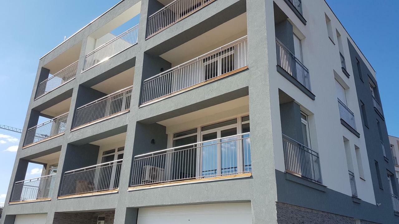 Lakefive Apartments Balatonfuered Exterior photo